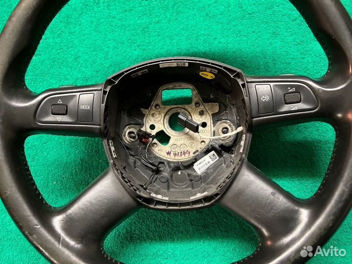 Рулевое колесо для AIR BAG (с AIR BAG) Audi A8 D3