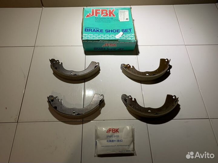 Колодки зад Lancer Colt Cube Tiida Wingroad