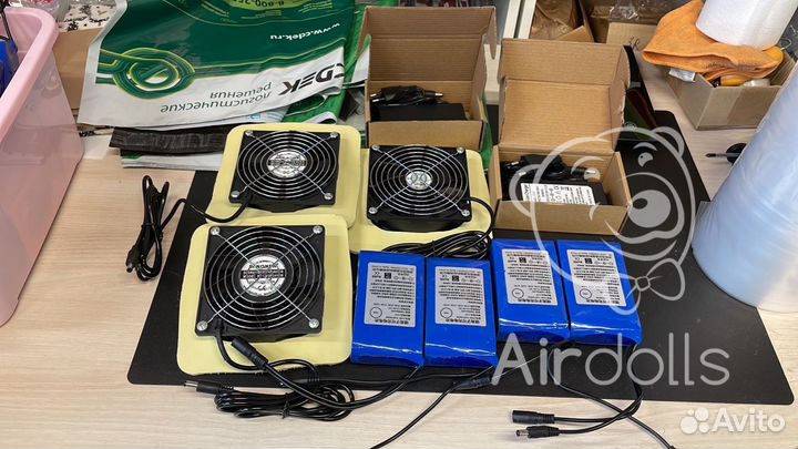 Аккумулятор, вентилятор, зарядка для надувного