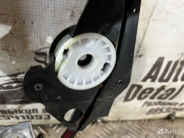 Стеклоподъемник передний правый ford fiesta 5