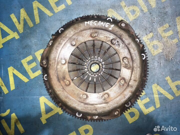 Маховик Renault Megane 1