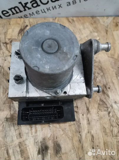 Блок abs Mercedes Vito 639 рест OM651 2013