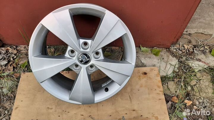 Легкосплавный колесный диск Velorum 6.5Jx16