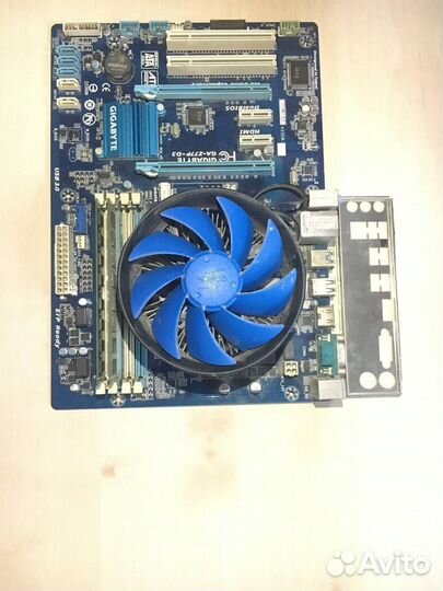 Материнская плата с процессором