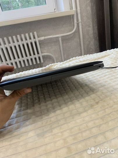 Ноутбук lenovo