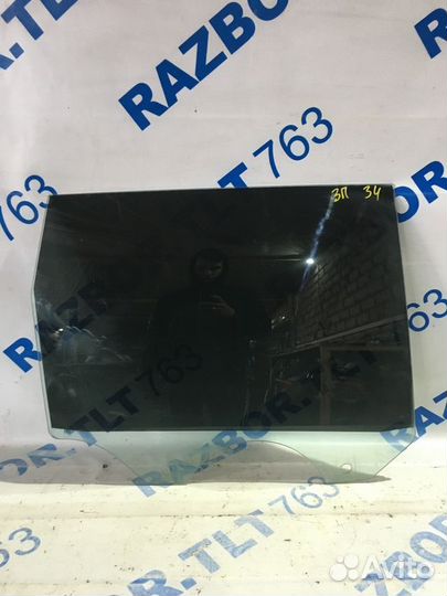 Стекло задней двери porsche cayenne S 957 4.8