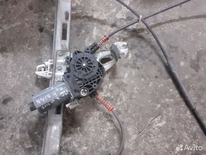 Электростеклоподъемник пежо200