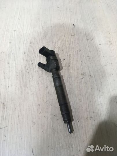 Форсунка дизельная электрическая мерседес W210 2.7