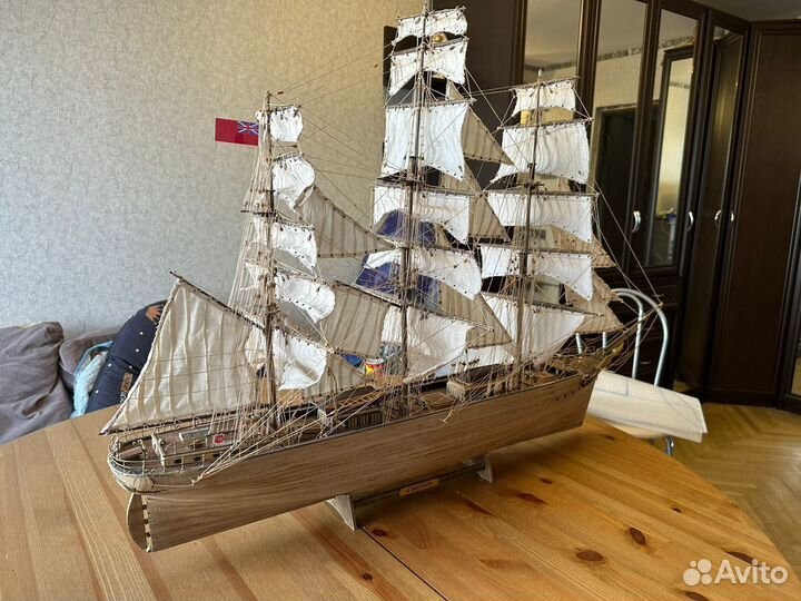 Модель корабля