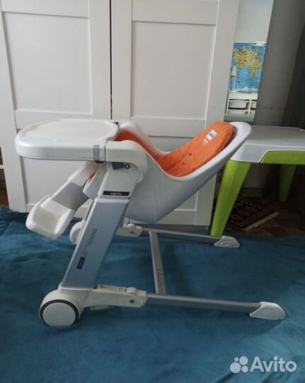 Детский стульчик для кормления