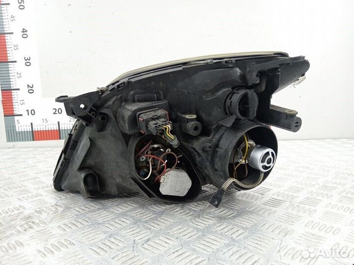 Фара передняя для Opel Vectra C 93171429