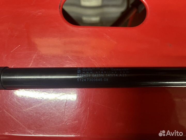 Амортизатор багажной двери Mini F56