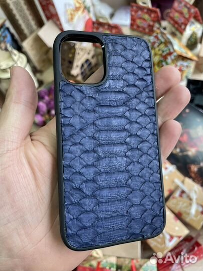 Кожаный чехол на iPhone 12 mini из кожи питона