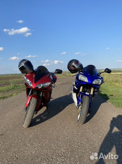 Yamaha YZF-R1