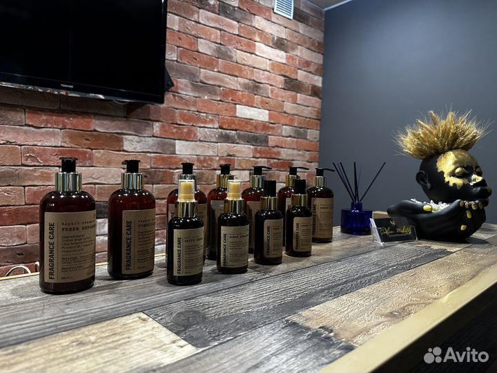 Парфюмированная продукция по уходу за волосами