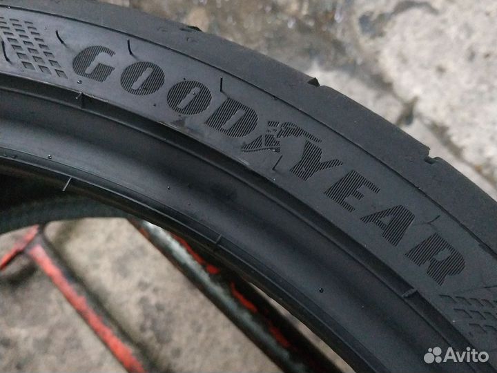 Goodyear Eagle F1 SuperSport 265/30 R20 94Y