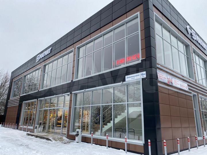 Торговая площадь, 55 м²