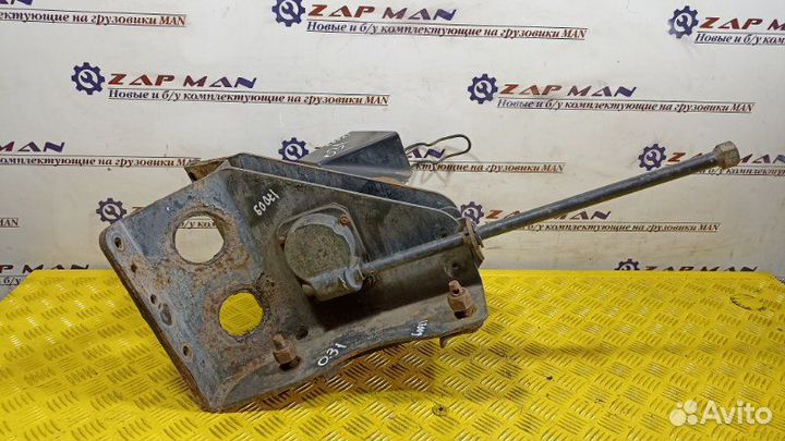 Кронштейн запасного колеса Man Tga