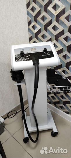 Массажный аппарат