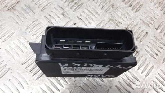 Блок управления ручника (стояночного тормоза) audi