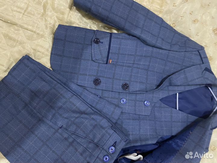 Костюм классический на мальчика 110-116