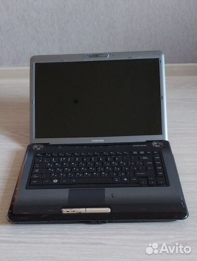 2 ноутбука на запчасти