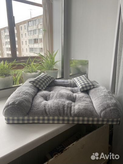 Лежанка для собак