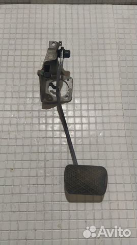 Педаль тормоза Mercedes W210