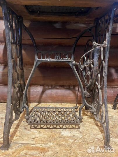 Швейная машина Singer