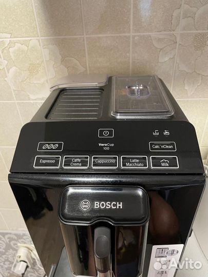 Кофемашина Bosch VeroCup 100 TIS30129RW