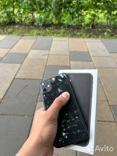 iPhone 11, 64 ГБ