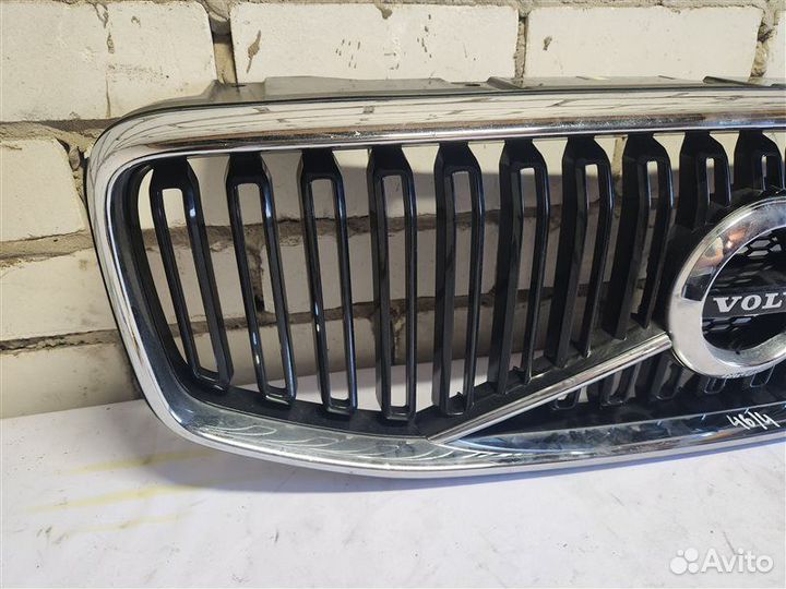 Решетка радиатора Volvo Xc60 2017