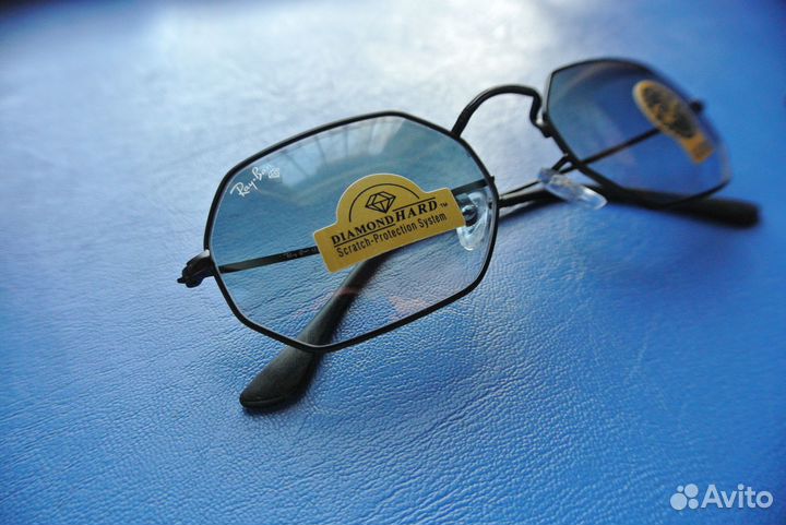 Солнцезащитные очки Ray-Ban