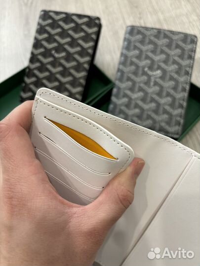 Обложка на паспорт goyard