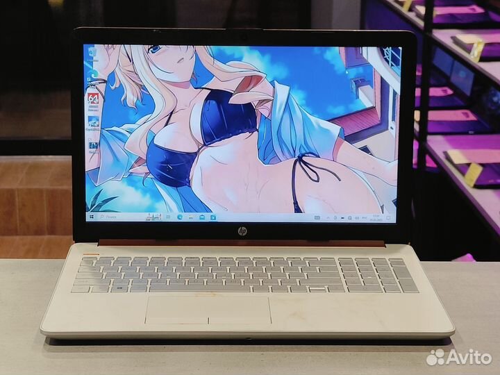 Сенсорный ноутбук HP с уникальным принтом