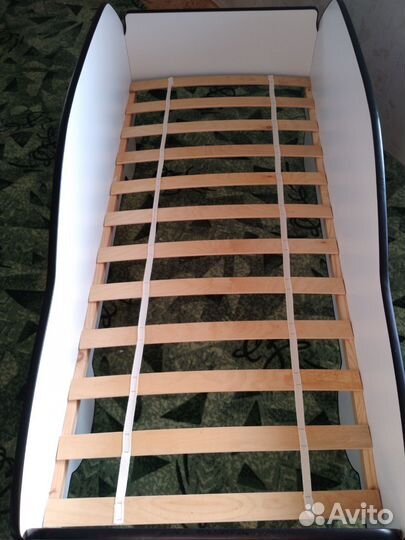 Детская кровать машина с матрасом