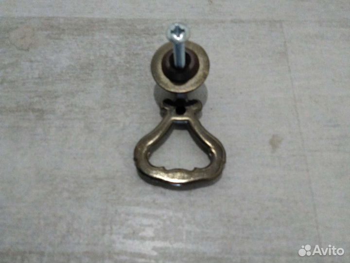 Мебельные ручки