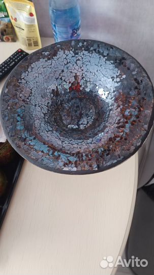 Ваза для фруктов на ножке