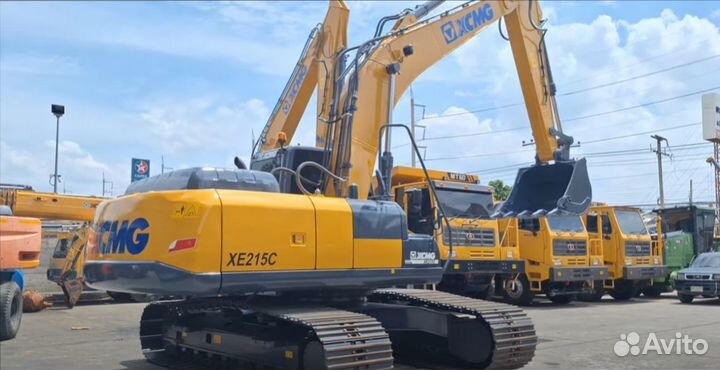 Гусеничный экскаватор XCMG XE215C, 2024