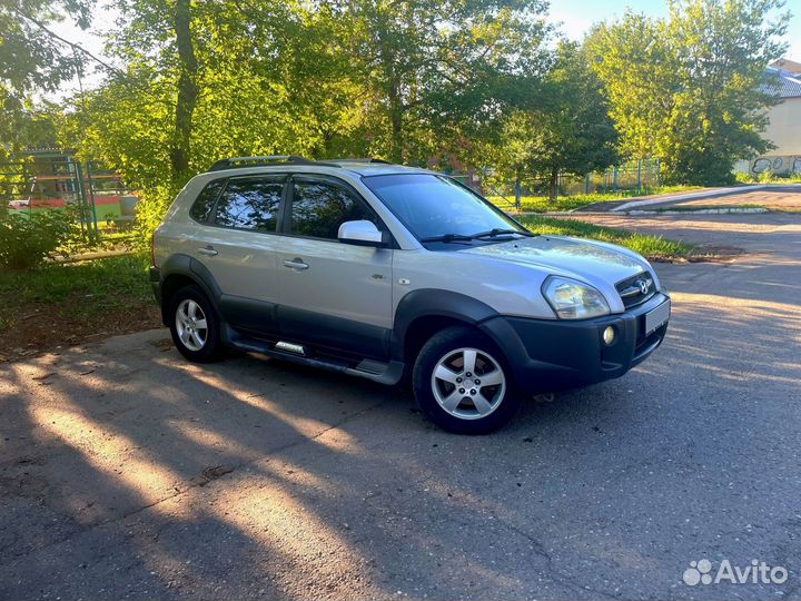 Hyundai Tucson 2.0 AT, 2009, 235 000 км