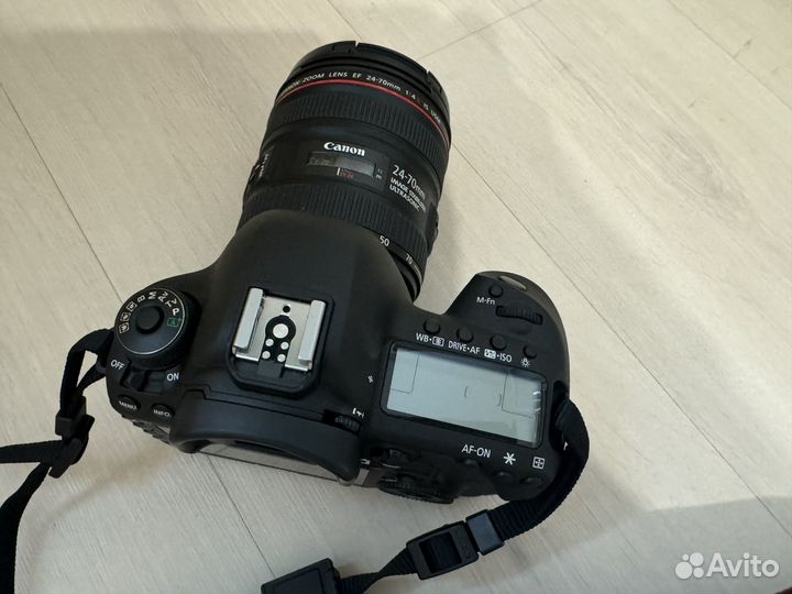 Фотоаппарат зеркальный Canon EOS 5D Mark IV Body