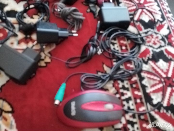 Зарядное устройство для телефона