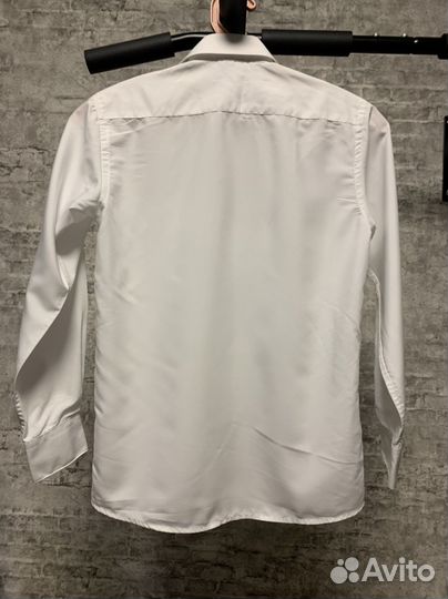 Продам рубашку на мальчика