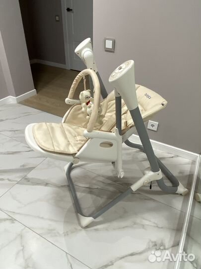 Стул-качели для кормления Babyton