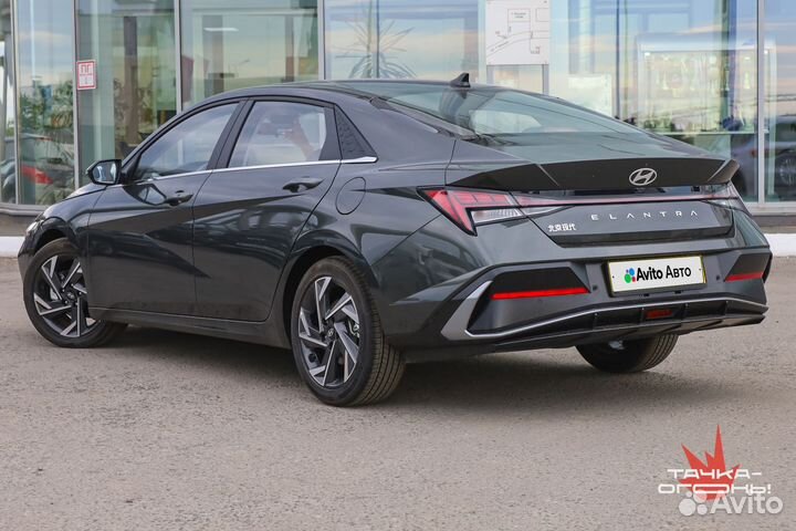 Hyundai Elantra 1.5 CVT, 2023, 60 км