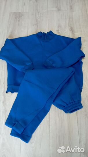 Спортивный костюм женский