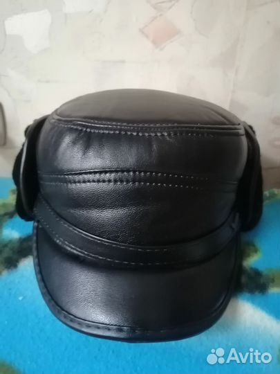 Мужская кожаная кепка