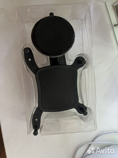 Держатель для планшета в машину