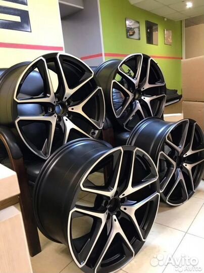 Комплект колес AMG в сборе R21 GLE V167