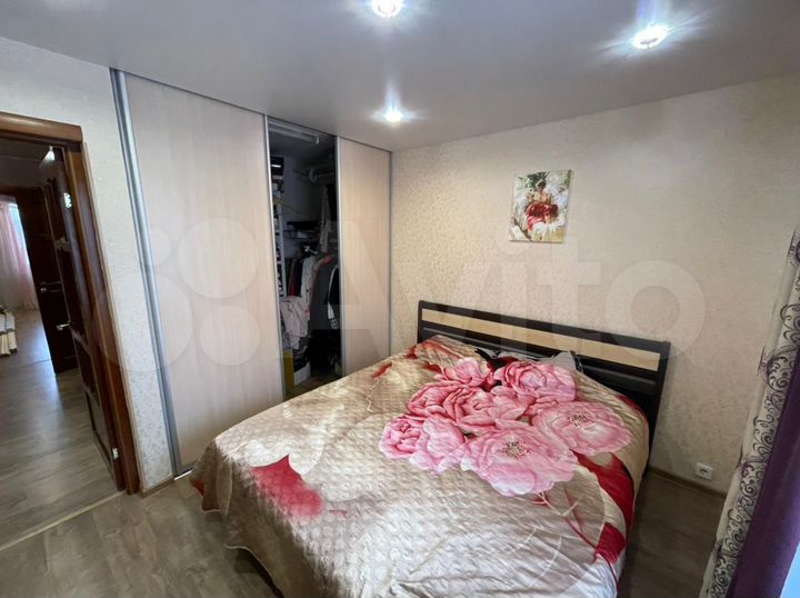 3-к. квартира, 82 м², 6/9 эт.